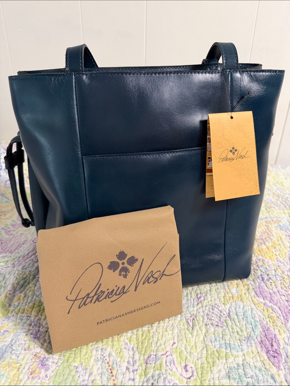 Patricia Nash Vintage Veg tan Everton tote Lapis P970333 NEW with Dust cover - Picture 1 of 16